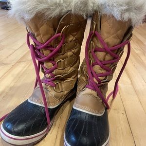 Sorel Tofino Snow Boots